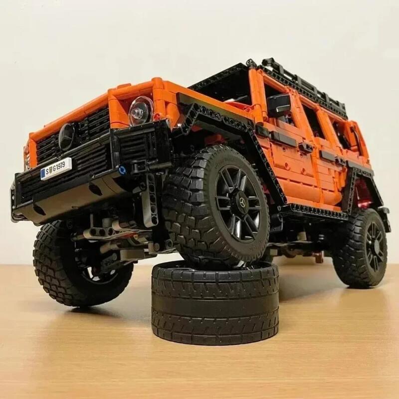 Orange off-road vehicle G500 i - đánh giá và giá Party Games Young Adults